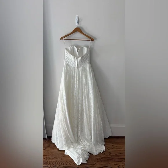 WG3829 David's Bridal Wedding Dress Size 10 Strapless Fit & Flare Lace Gown  NWT - threedaughtersproperties.com